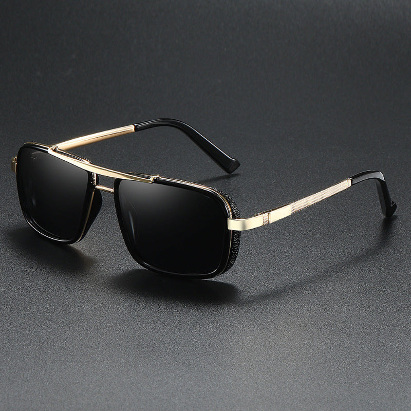 Vintage-Inspired ELLIOT Sunglasses