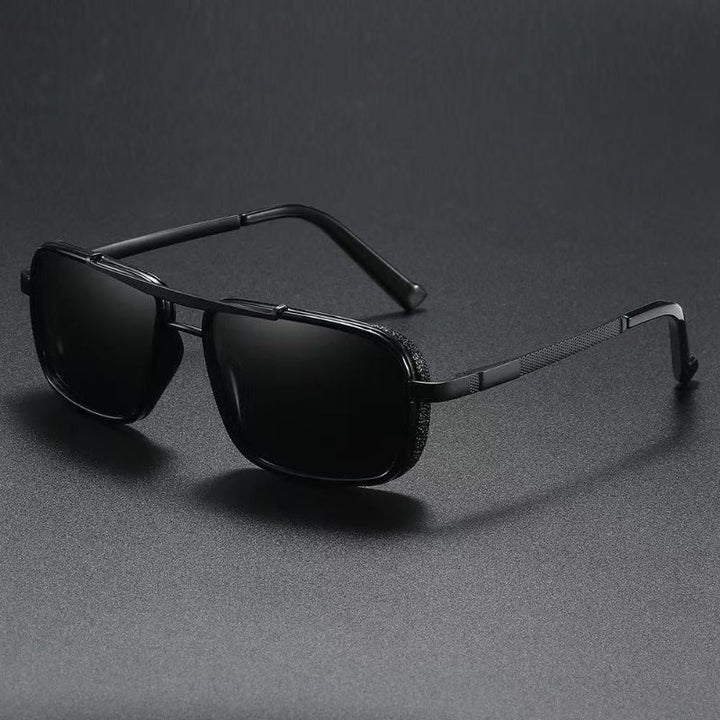 Vintage-Inspired ELLIOT Sunglasses